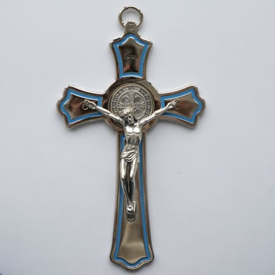 Krzyż wiszący - 20cm /niebieski (J-Św. Benedykt)