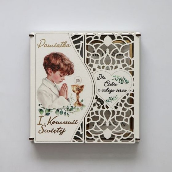 Pudełko komunijne (KW) okienko /chłopiec