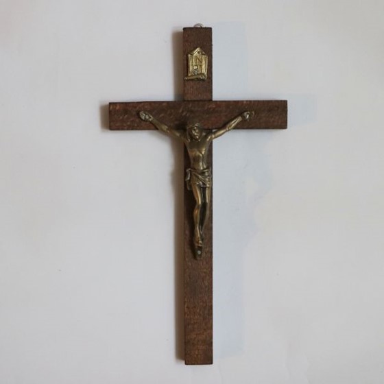 Krzyż wiszący - 26cm /drewniany (J-C)