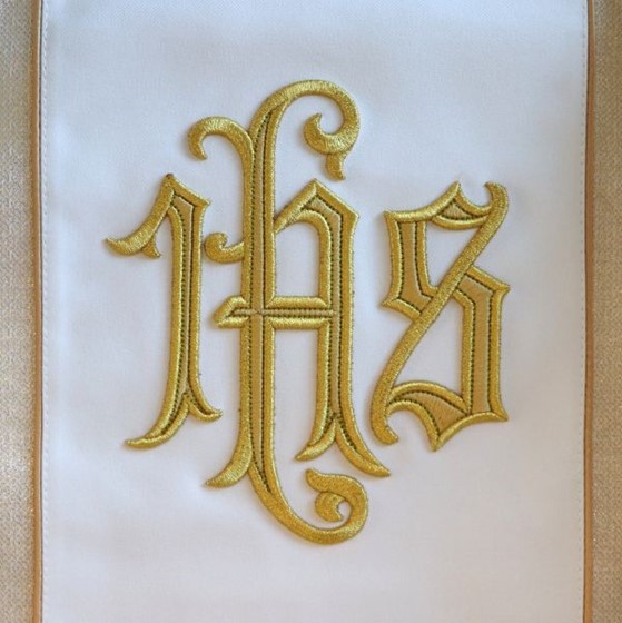 Ornat haftowany (K-1025) złoty