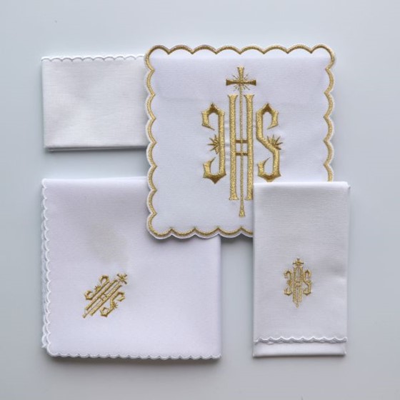Bielizna haftowana (H-029) biała