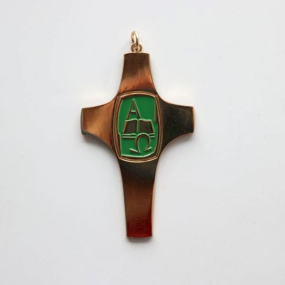 Krzyż wiszący - 8,3cm (H-lektora)