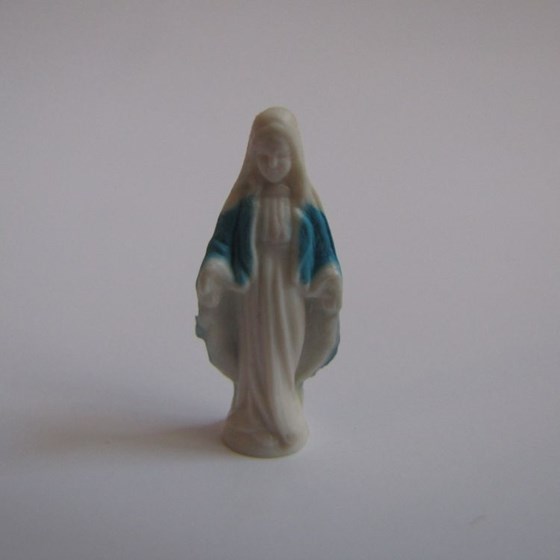 Matka Boża Niepokalana - 2,5cm /kolor (P-2MA)