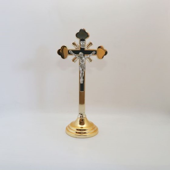 Krzyż tradycyjny - 19cm (R-średni) Z