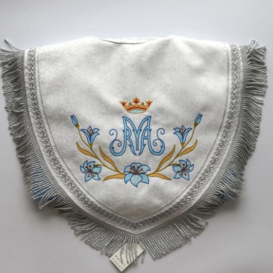 Kapa haftowana (K-820) /maryjna + haft z przodu sr
