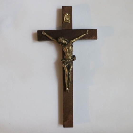 Krzyż wiszący - 34cm /drewniany (J-C)