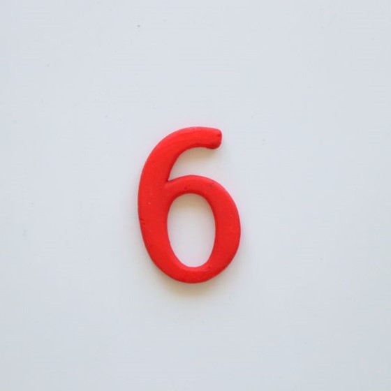 Cyferka do paschału "6" /czerwona