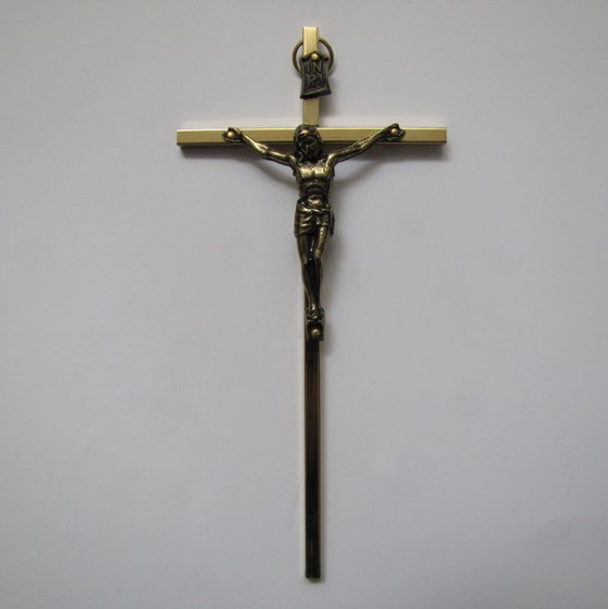 Krzyż wiszący - 13,5cm /złoty (ARK-Z)