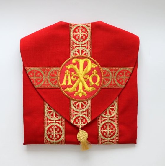 Kapa haftowana (AL-313) /czerwona