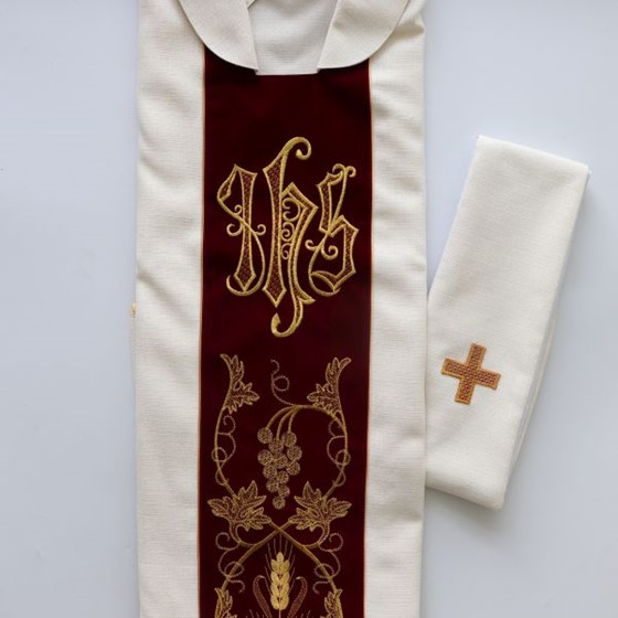 Ornat haftowany (K) Ornament - adamaszek *