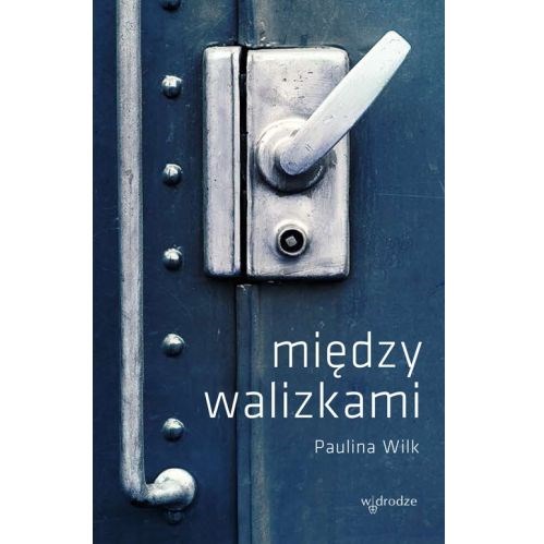 Między walizkami