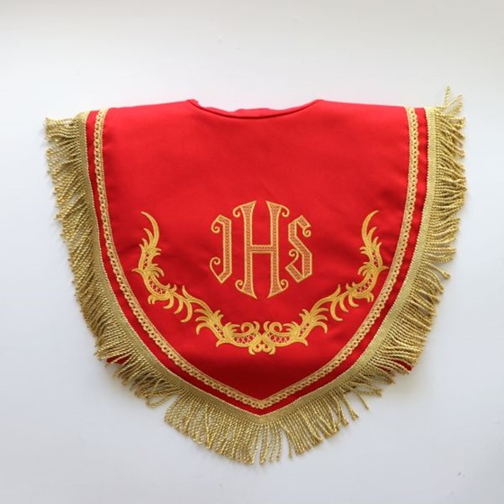 Kapa haftowana (K-810) /czerwona - zwykła