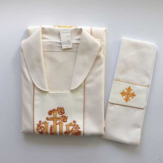 Ornat haftowany (K) ozdobny **