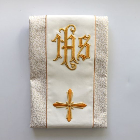 Ornat haftowany (K-1025) złoty