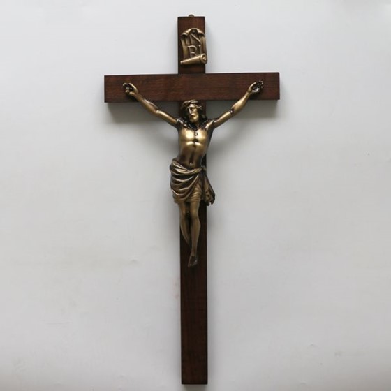 Krzyż wiszący - 54cm /drewniany (J-C)