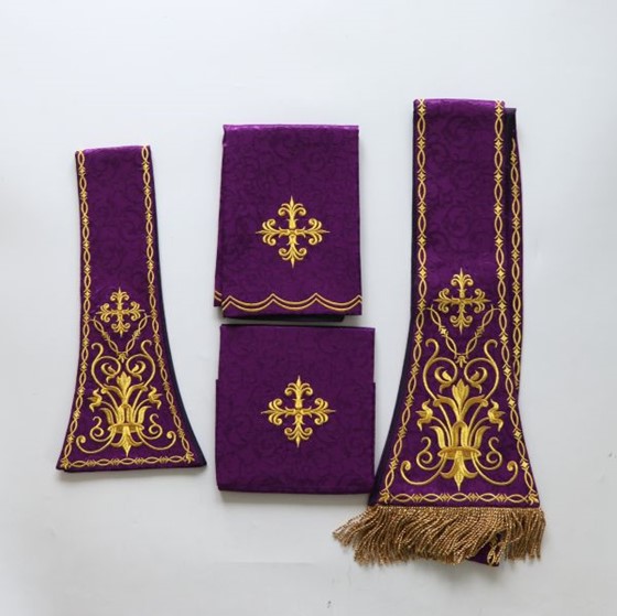 Ornat rzymski (S-10 IHS) fioletowy