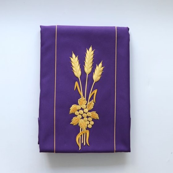 Ornat haftowany (K) Kielich wypukły