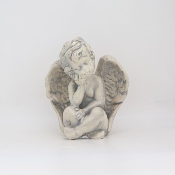 Figura Anioła Stróża siedzącego (M-7017 PAT)