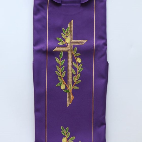 Ornat haftowany (K-696) fioletowy - zwykły