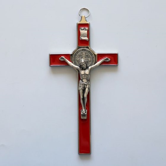 Krzyż wiszący - 19,5cm /Św. Benedykt-czerwony (KR)