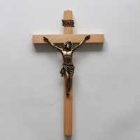 Krzyż wiszący - 42cm /drewniany (J-J)