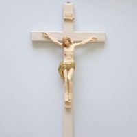 Krzyż wiszący - 40cm /żywiczny (TI-4537/6 n.)