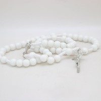 Różaniec komunijny (Rys-IHS)